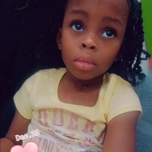 Meet your Posher, Shakera